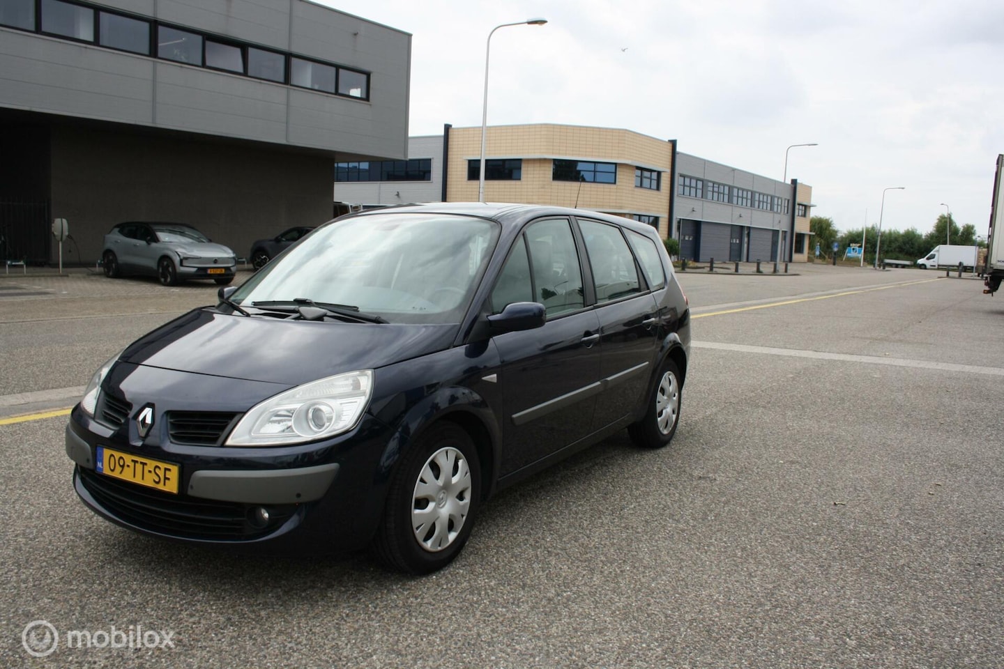Renault Scénic - 2.0-16V Privilège 2.0-16V Privilège - AutoWereld.nl