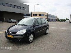 Renault Scénic - 2.0-16V Privilège