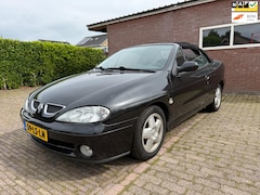Renault Mégane Cabrio - 2.0-16V Cabriolet APK 31-5-2026 Airco leer velgen