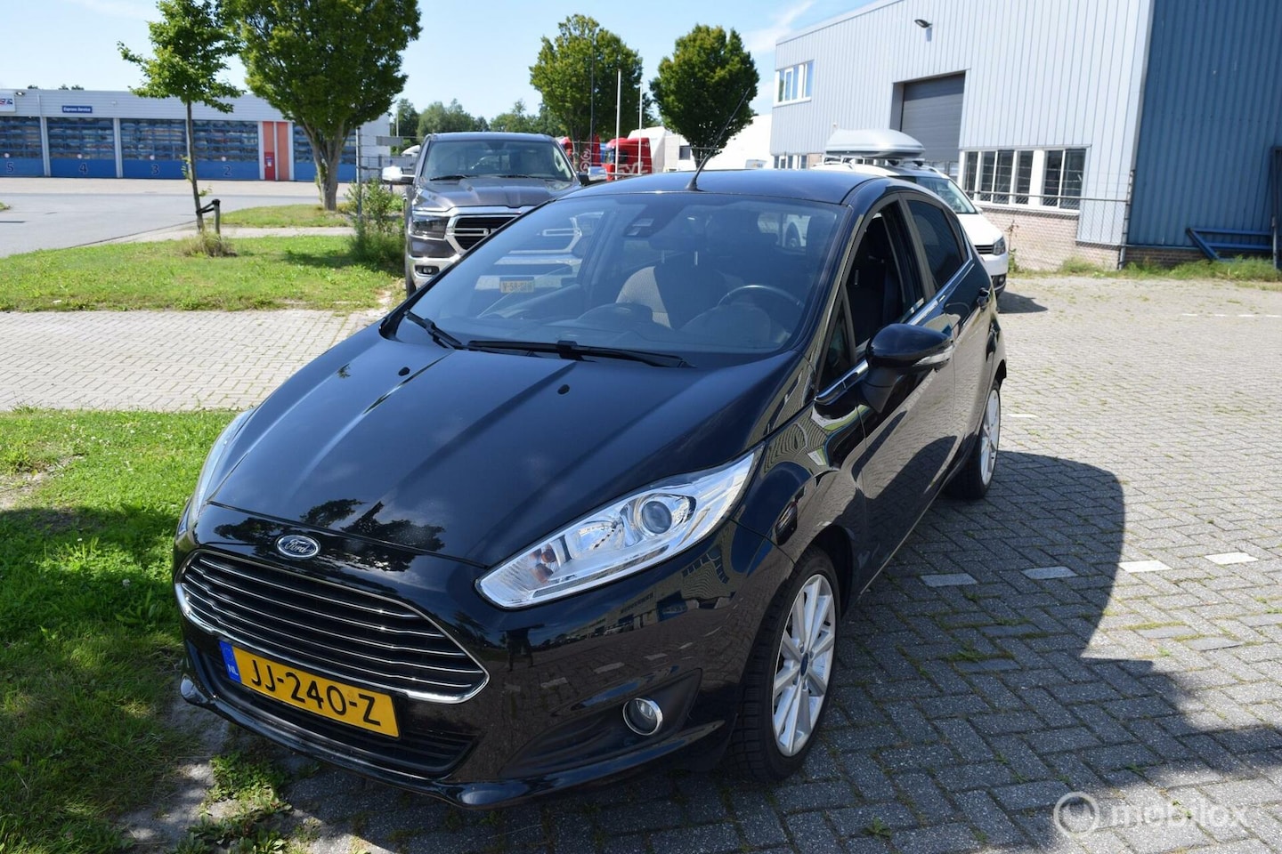 Ford Fiesta - 1.0 EcoBoost Titanium Luxe uitgevoerd - AutoWereld.nl