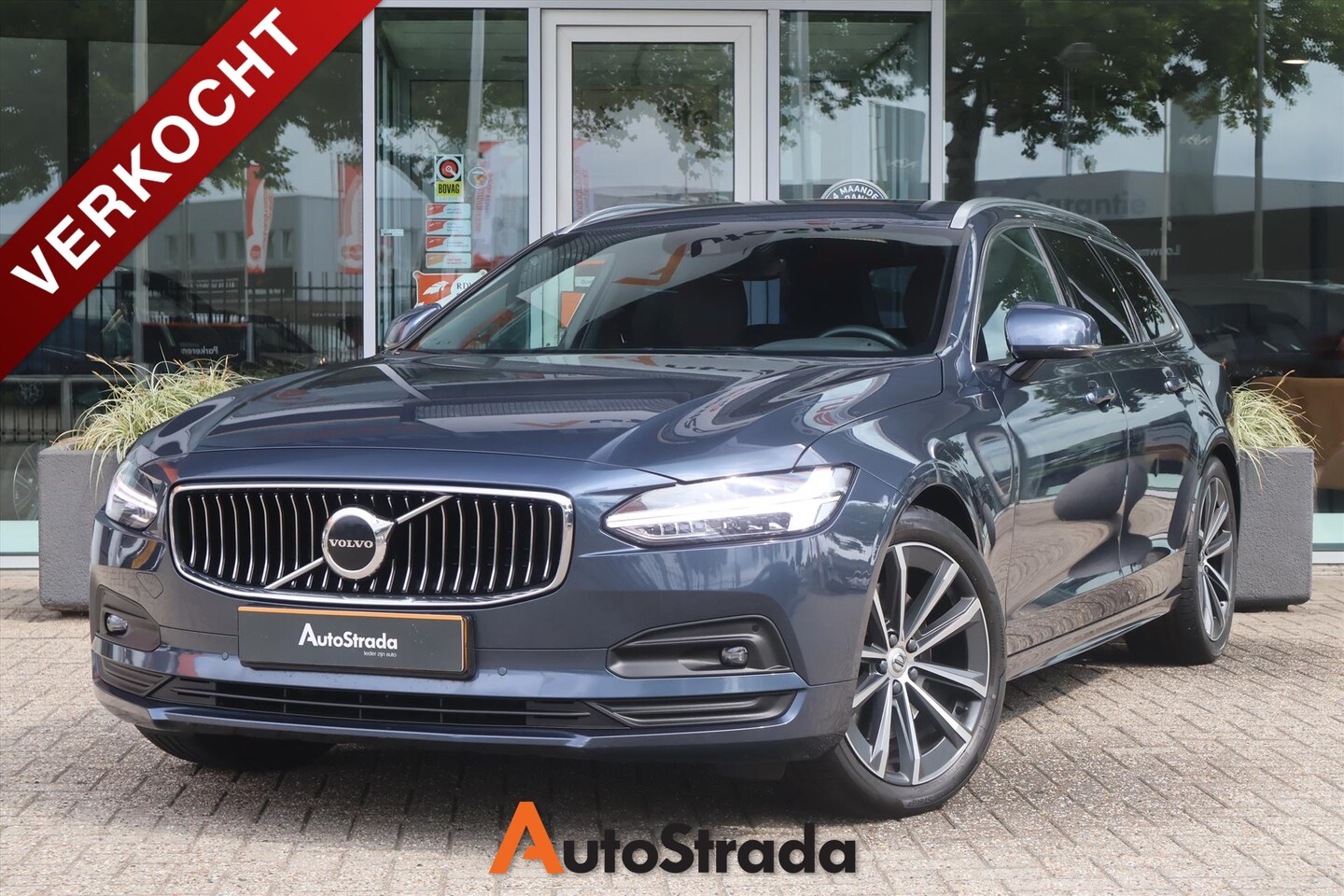 Volvo V90 - B4 Business Pro 197pk Aut | Camera | Trekhaak | Leder | Keyless | Navi | LED | Adaptive | - AutoWereld.nl