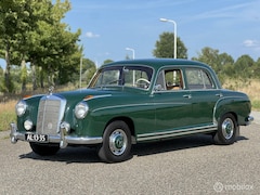 Mercedes-Benz 220 - 220S W180
