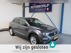 Volkswagen T-Roc - 1.0 TSI Style - N.A.P. Airco, Cruise, Navi, PDC, Camera
