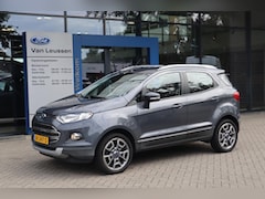 Ford EcoSport - 125PK TITANIUM TREKHAAK STOEL/VOORRUITVERW. LEDER PARKEERSENSOREN CLIMATE LM-VELGEN CAMERA