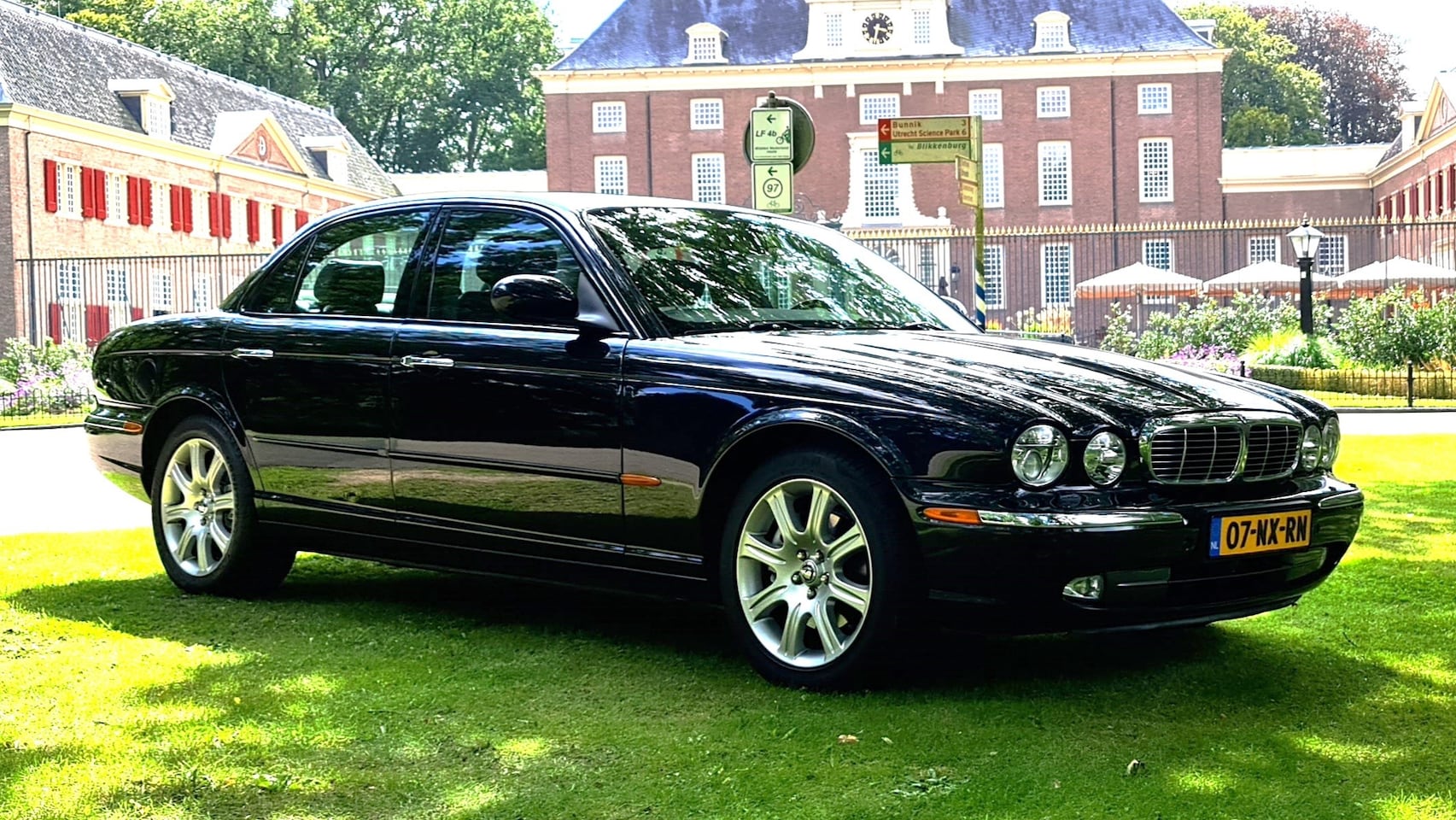 Jaguar XJ - 3.5 V8 Executive NL geleverd zeer goed onderhouden - AutoWereld.nl