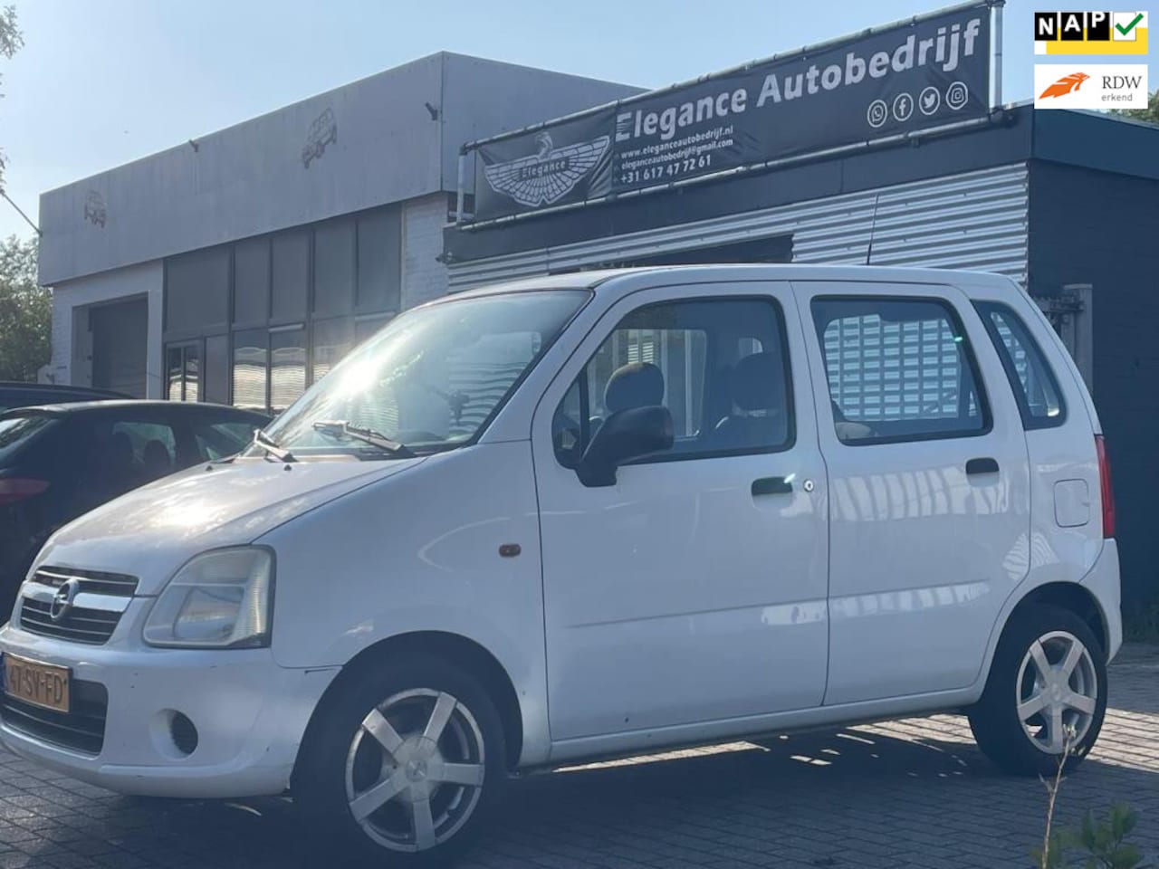 Opel Agila - 1.2-16V Essentia 1.2-16V Essentia - AutoWereld.nl