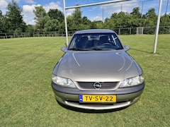 Opel Vectra - 1.8i-16V GL