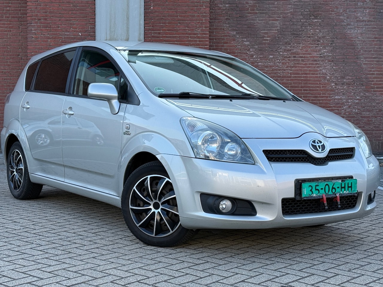 Toyota Corolla Verso - 2.2 D-4D Executive 7p.|AIRCO|CRUISE|INRUILKOOPJE - AutoWereld.nl