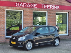 Volkswagen Up! - 1.0 high up BlueMotion 60PK 3drs airco, navi, elektr.ramen, lmv RIJKLAAR