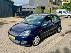 Ford Fiesta - 1.3-8V Futura - Met nieuwe APK