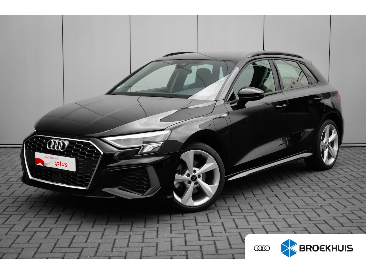 Audi A3 Sportback - 204PK | Stoelverwarming voor | Full LED Koplampen | Adaptieve Cruise Control | Comfort sle - AutoWereld.nl