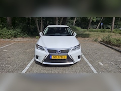 Lexus CT - 200h Business Line