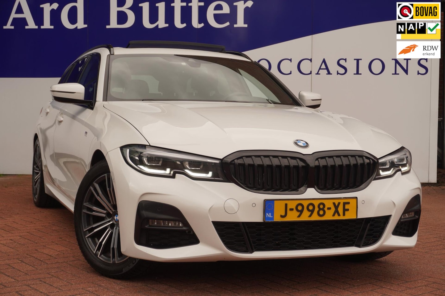 BMW 3-serie Touring - 320i High Executive M-Sport Edition+Led+pano-dak+harman-Kardon+camera+Volleder+navi+Stoel& - AutoWereld.nl