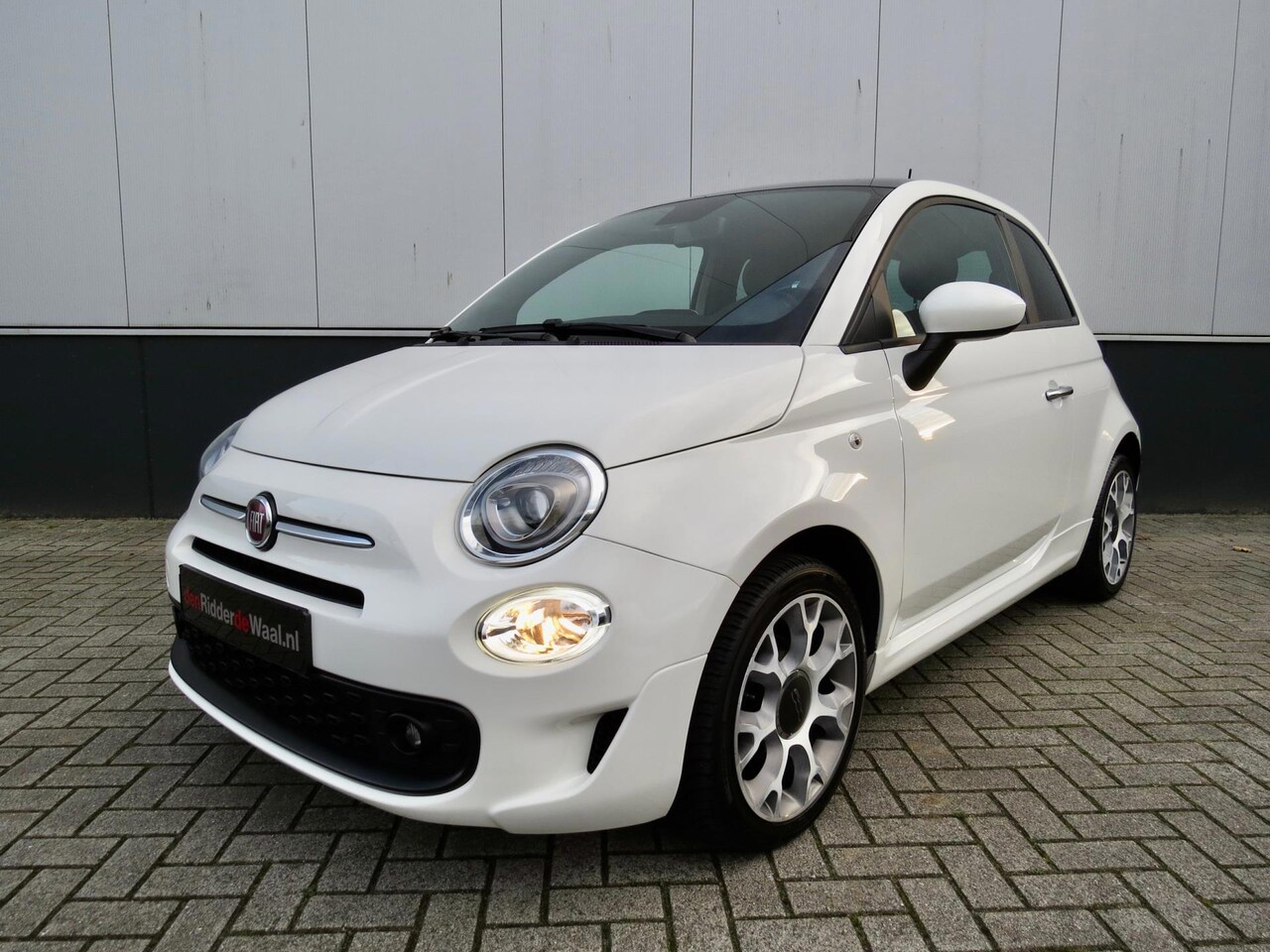 Fiat 500 - 1.2 Rockstar sport *Big navi *Carplay *Cruise con - AutoWereld.nl