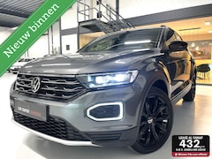 Volkswagen T-Roc - 1.5 TSI Sport Black Style/ Camera/ Standkachel/ Virtual Dashbaord