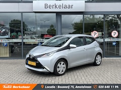 Toyota Aygo - 1.0 VVT-i x-play | Achteruitrijcamera | Airco | Elektrische ramen | Bluetooth telefoon voo