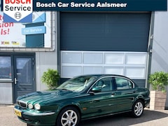 Jaguar X-type - 2.0 V6 Business Edition X-Type 2.0 V6 Business Edition – Stijlvol, comfortabel en youngtim