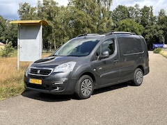 Peugeot Partner - 122 1.6 BlueHDi 100 L2 Premium Pack S&S Automaat| Trekhaak| Navi
