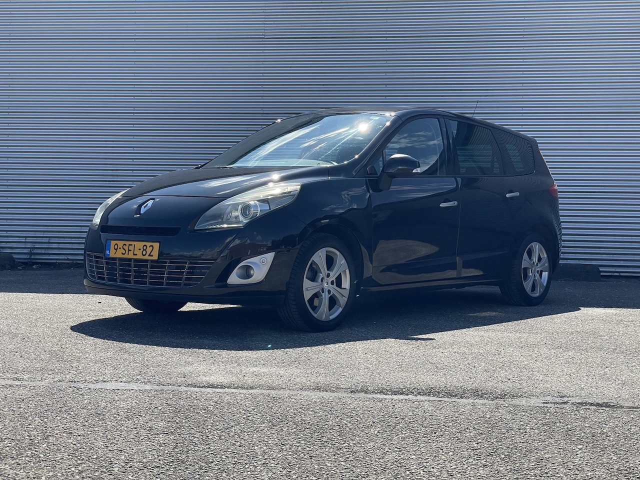 Renault Grand Scénic - 1.4 TCe Sélection Business|Camera|17"LM - AutoWereld.nl