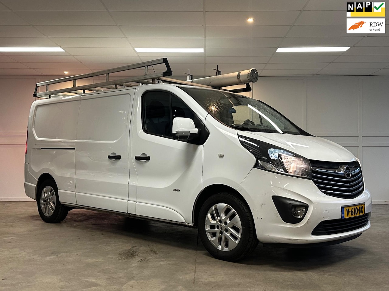 Opel Vivaro - 1.6 CDTI L2H1 Sport 2016 Navi - AutoWereld.nl