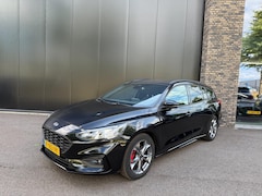 Ford Focus Wagon - 1.0 Eco 125pk Hybrid ST Line X Business Navi, Winter pack, Elk klep, Keyless etc. etc