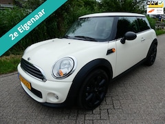 MINI One - 1.6 75pk 6-bak Zuinig 2e eigenaar Airco LMV Historie