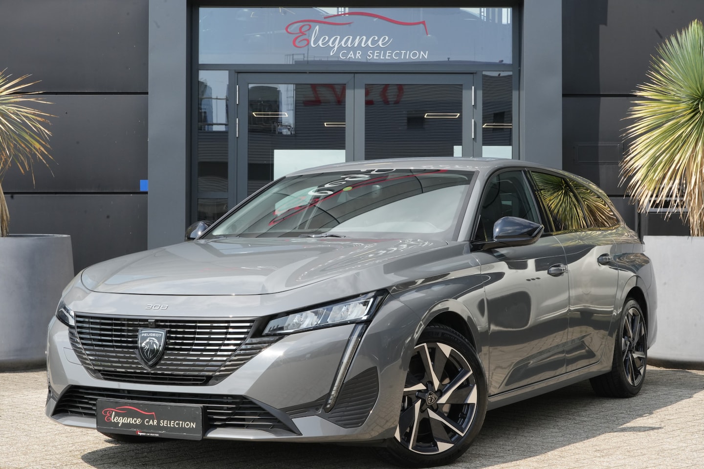 Peugeot 308 SW - 1.6 Plug-in Hybrid 180 Allure 180pk AppleCarplay/Navigatie/Camera - AutoWereld.nl