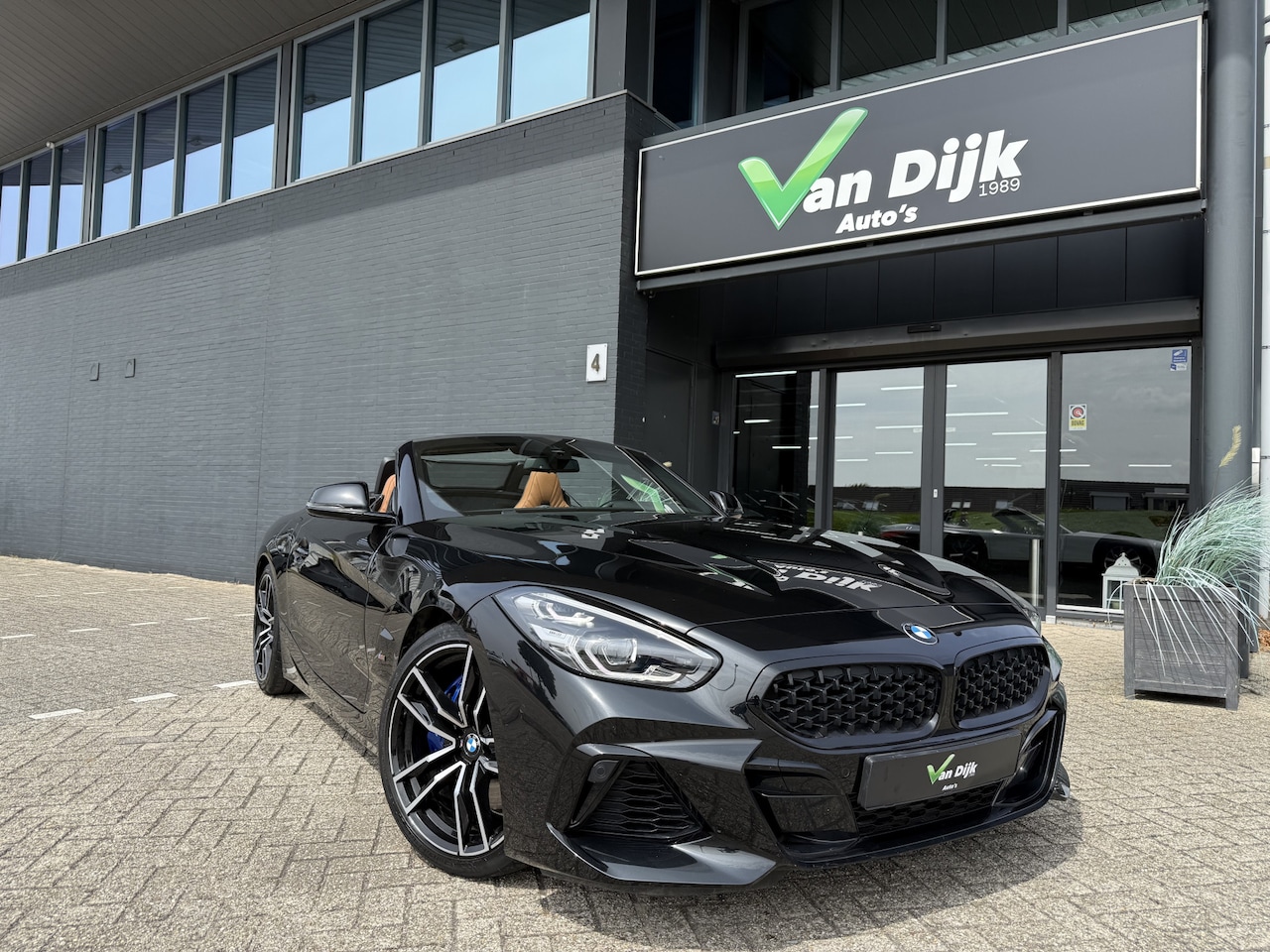 BMW Z4 Roadster - M40i Navi Camera Leer Memory Stuurverw. H+K Head-Up - AutoWereld.nl