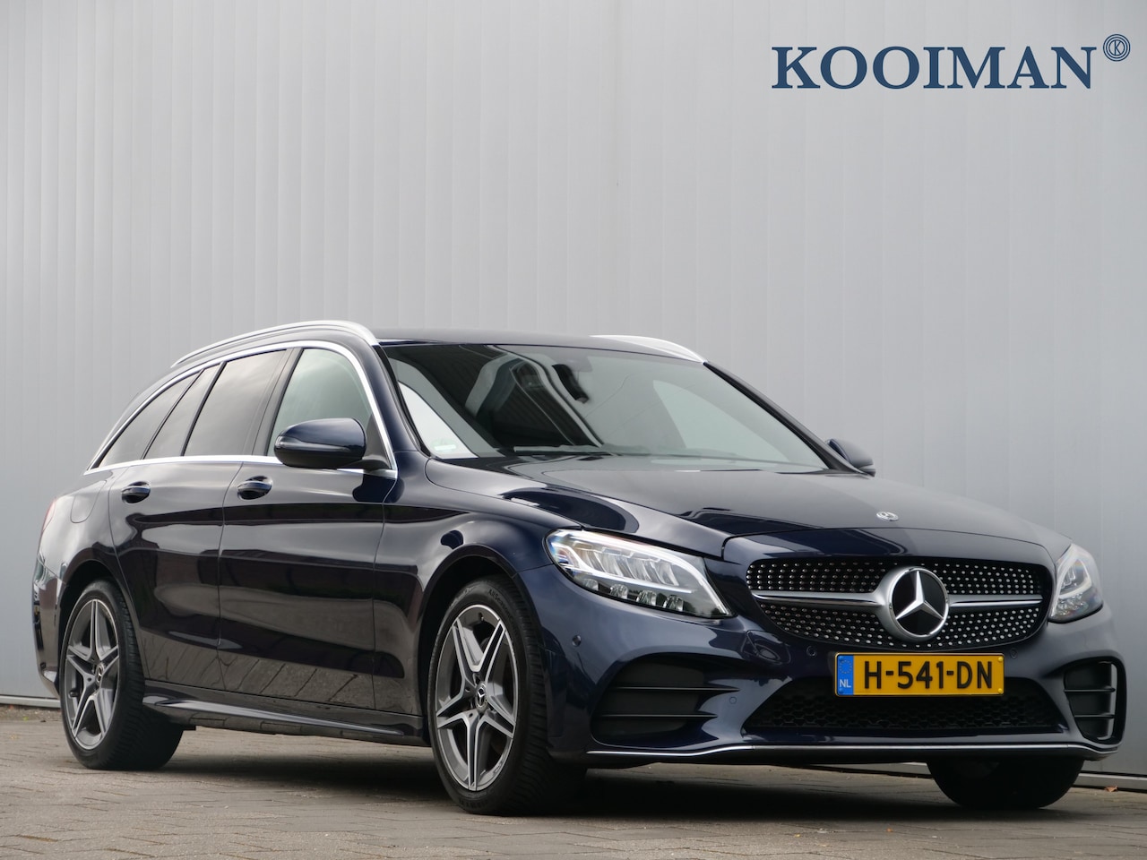 Mercedes-Benz C-klasse Estate - 160 Business Solution 130pk AMG Limited Automaat Camera / AMG-styling / Navigatie - AutoWereld.nl