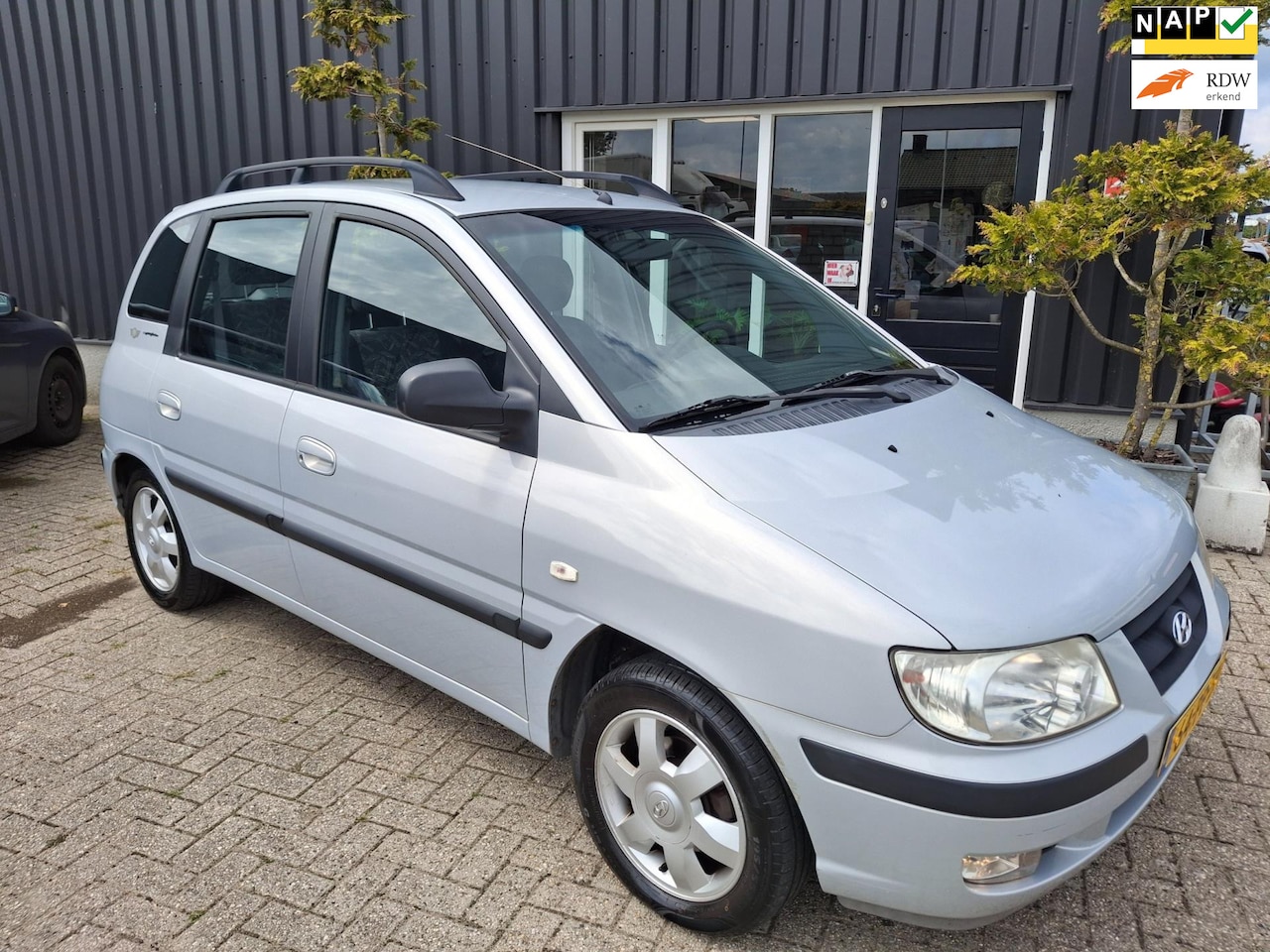 Hyundai Matrix - 1.6i Silver Edition ** lage kmstand ** - AutoWereld.nl