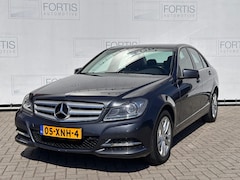 Mercedes-Benz C-klasse - 180 Business Class Avantgarde NL AUTO | AFN TREKHAAK | STOELVERW | MOOIE AUTO | NAVI |