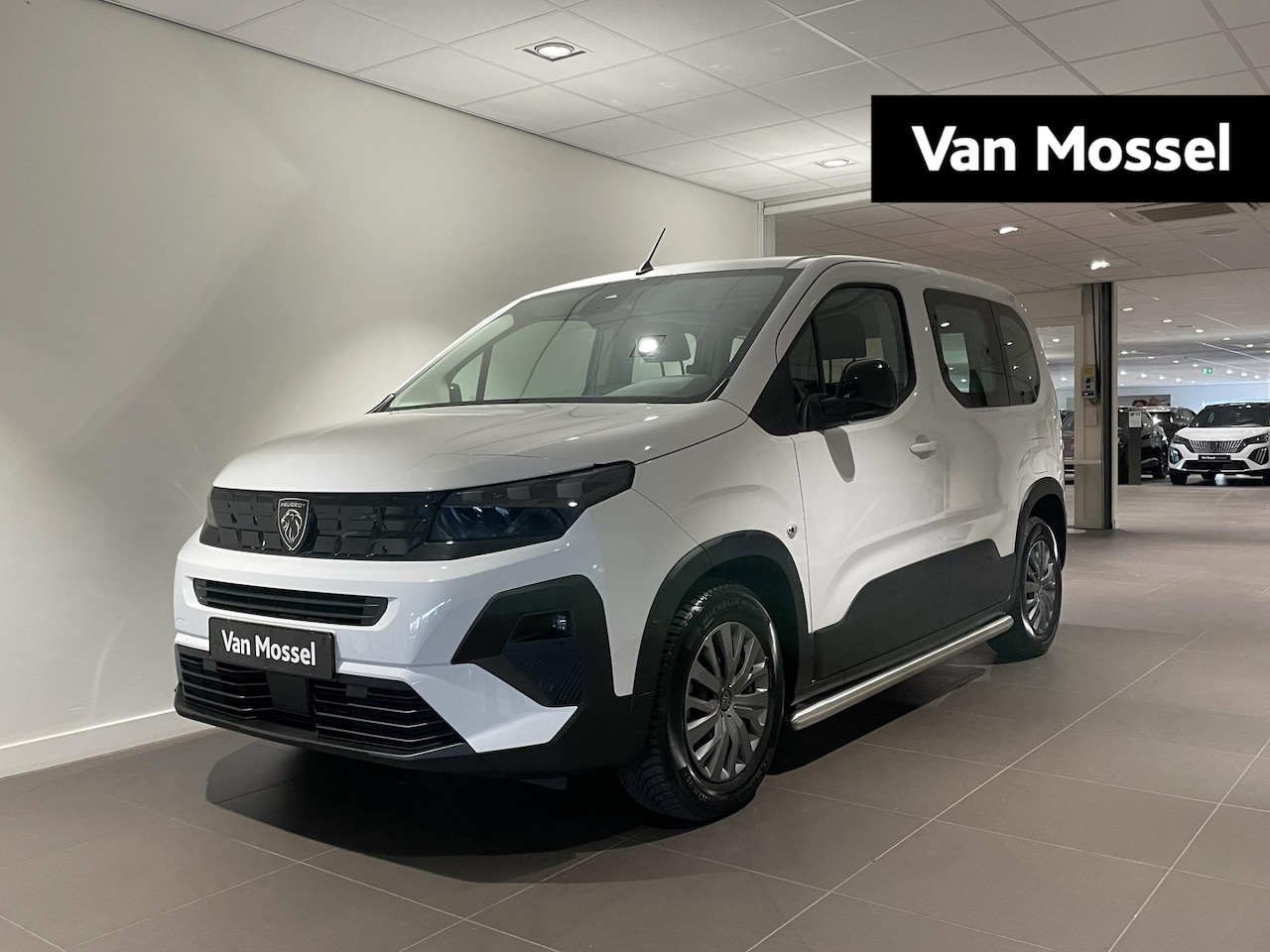 Peugeot e-Rifter - EV Allure L1 50 kWh | Keyless Entry | Verwarmd stuur | 10'' multimedia scherm | Incl. All- - AutoWereld.nl