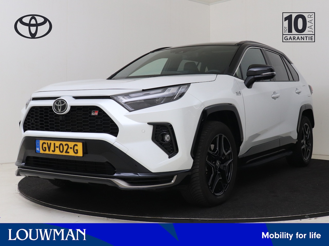 Toyota RAV4 - 2.5 Plug-in Hybrid AWD GR SPORT PLUS PACK | Panoramadak | Treeplanken | All Season Banden - AutoWereld.nl