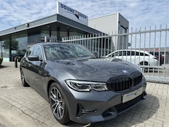 BMW 3-serie - 330e Sport Line Schuifdak | Laser LED | Leer | Stoelverw. | HiFi