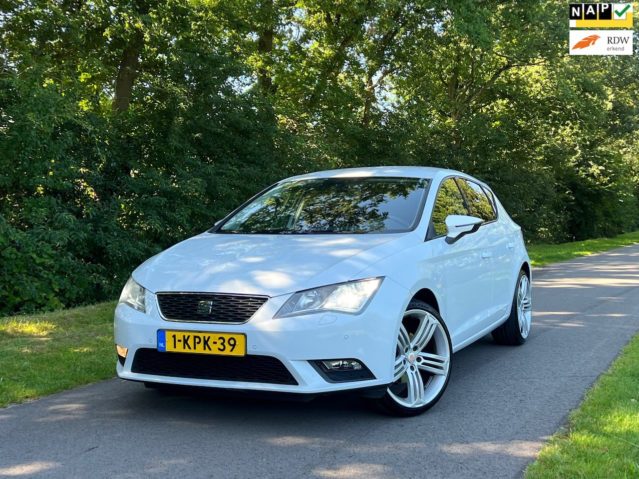 SEAT Leon - 1.4 TSI Style | ''150.000''KM + Cruise + Airco | - AutoWereld.nl
