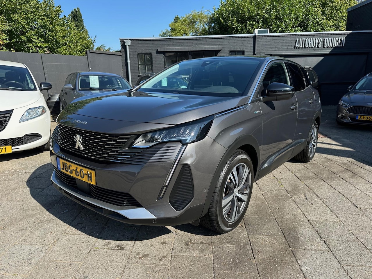 Peugeot 3008 - 1.6 HYbrid 225 Allure! Aut! 360 Camera! Navi! - AutoWereld.nl