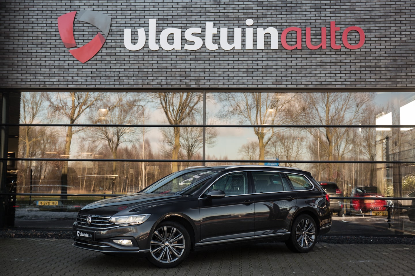 Volkswagen Passat Variant - 1.5 TSI Elegance 1.5 TSI Elegance , Adap. cruise, Virtual cockpit, Trekhaak, - AutoWereld.nl