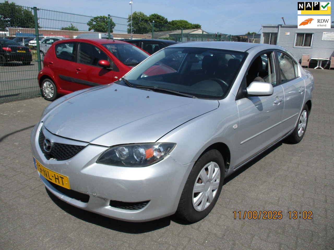 Mazda 3 - 3 1.6 Touring SEDAN - AutoWereld.nl