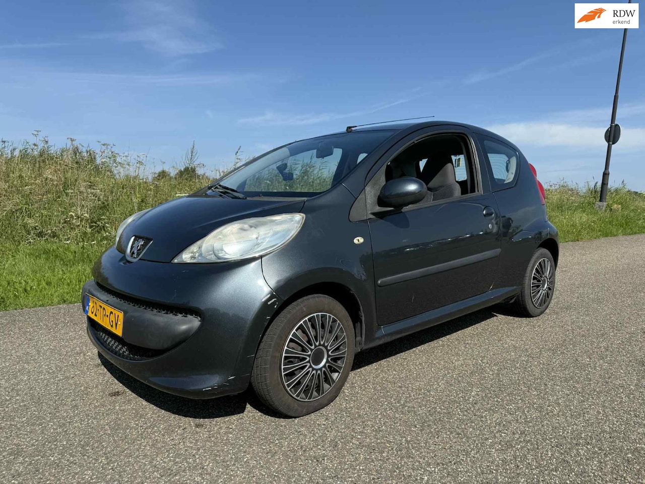 Peugeot 107 - 1.0-12V XS Automaat ! incl nieuwe apk - AutoWereld.nl