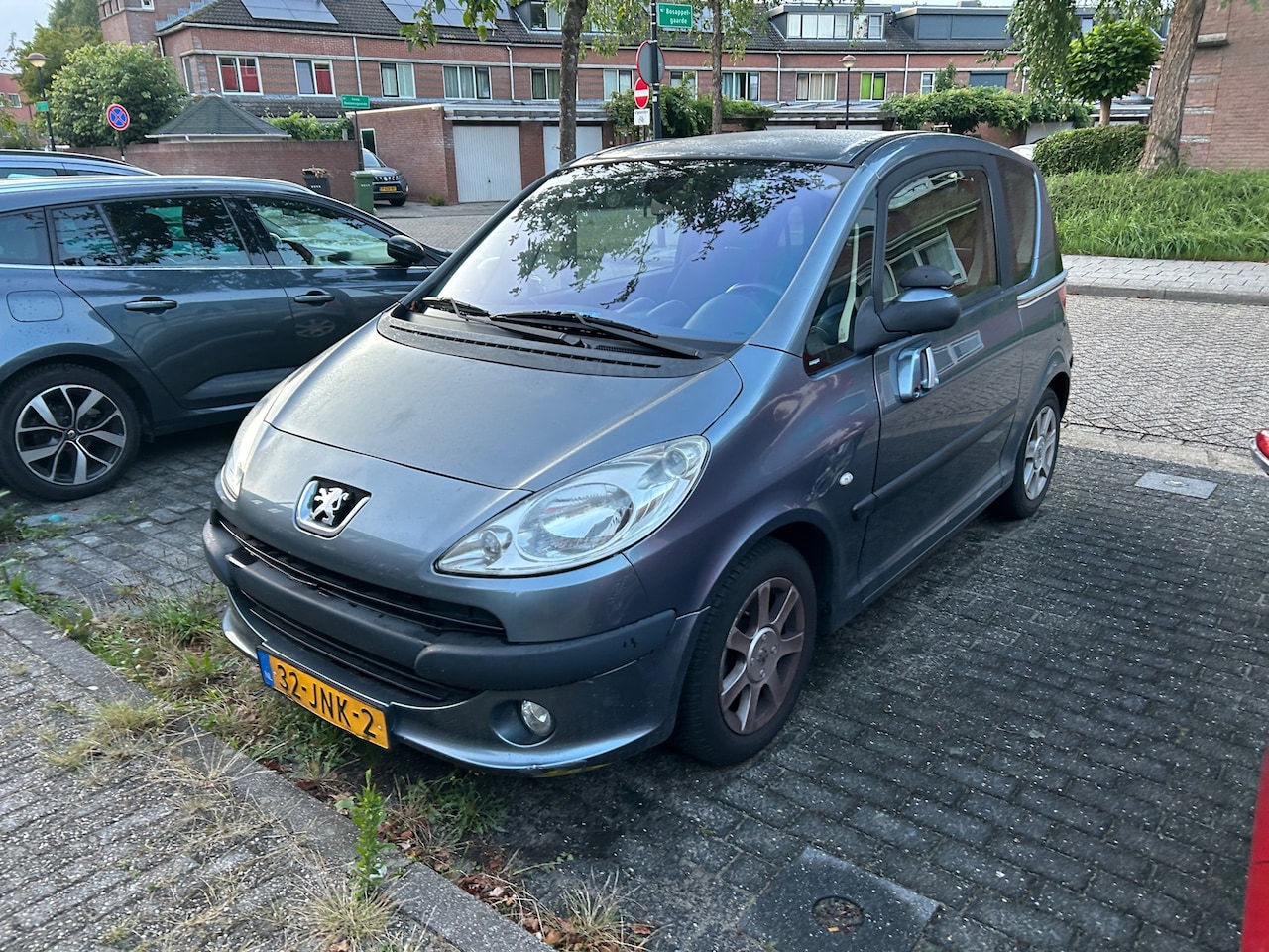 Peugeot 1007 - 1.6-16V Sublime 1.6-16V Sublime - AutoWereld.nl