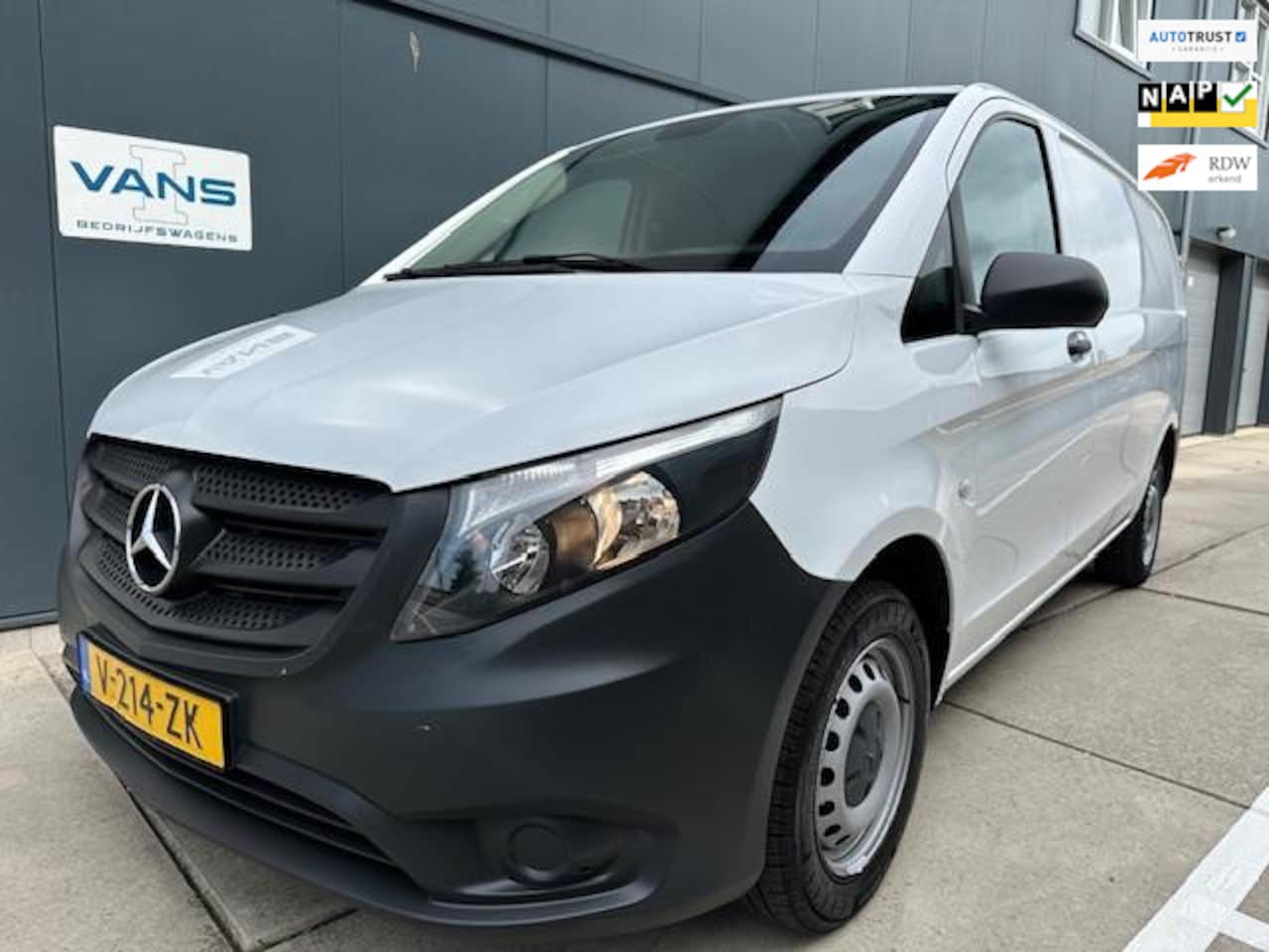 Mercedes-Benz Vito - 111 CDI Lang 111 CDI Lang - AutoWereld.nl