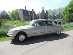 Citroën DS - half automaat