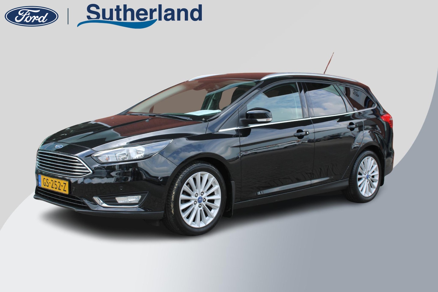 Ford Focus Wagon - 1.5 EcoBoost 150 PK Titanium Edition | Trekhaak | Privacy Glass | Navigatie | Cruise Contr - AutoWereld.nl