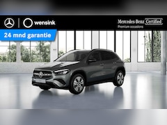 Mercedes-Benz GLA-Klasse - 250 e Business Solution Luxury | Trekhaak | Dode hoek assistent | Night pakket |