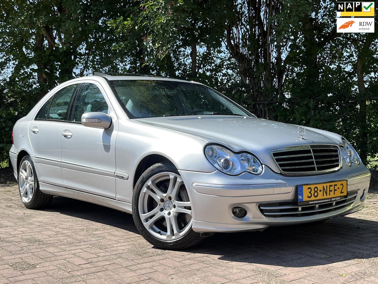 Mercedes-Benz C-klasse - 350 Avantgarde 4-Matic Chique uitvoeren en BomVol - AutoWereld.nl