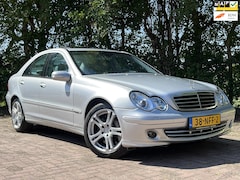 Mercedes-Benz C-klasse - 350 Avantgarde 4-Matic Chique uitvoeren en BomVol
