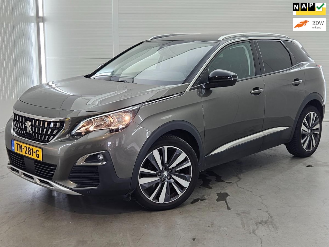 Peugeot 3008 - 1.2 PureTech Blue Lease Premium EXPORT - AutoWereld.nl