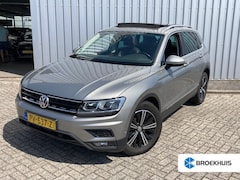 Volkswagen Tiguan - 1.4 TSI 4Motion Highline 150pk DSG/AUTO Trekhaak | Lederbekleding | Park assist | Panorama