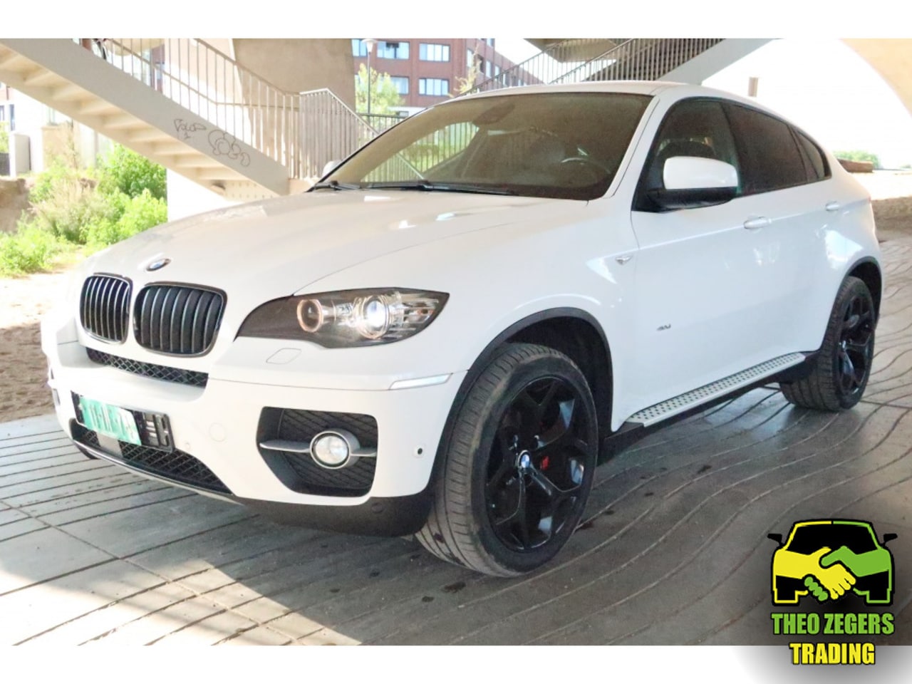 BMW X6 - xDrive40d High Executive XDrive 4.0d High Executive (Zonder NL kenteken) - AutoWereld.nl