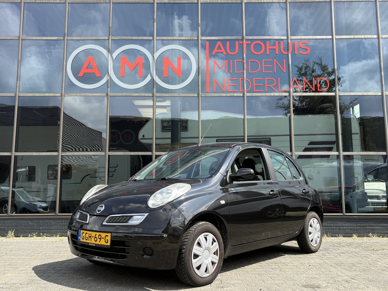 Nissan Micra - 1.2 Cruisectr,Elekpakket,Airco,Multifunctioneel Stuurwiel - AutoWereld.nl